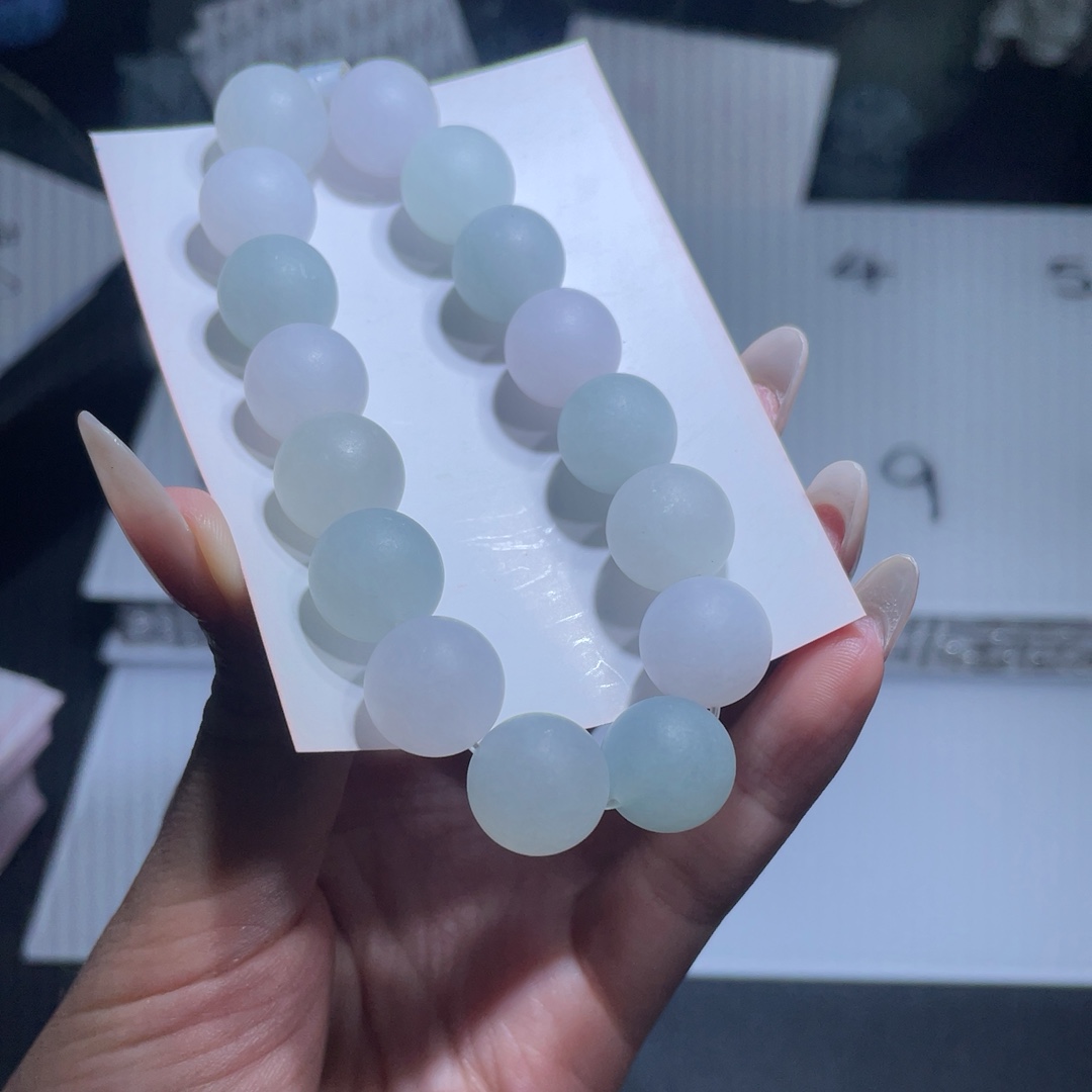 纯天然缅甸翡翠a货