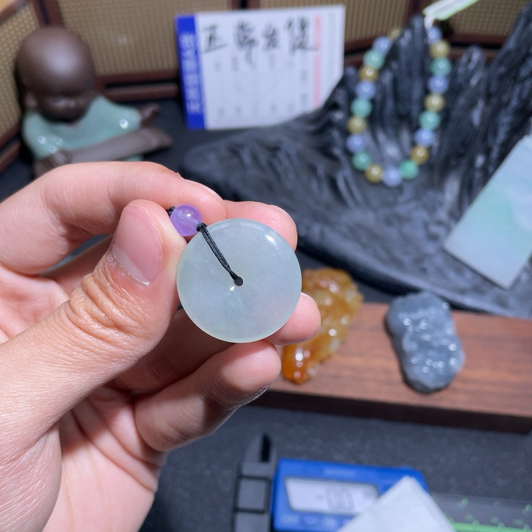 吊坠