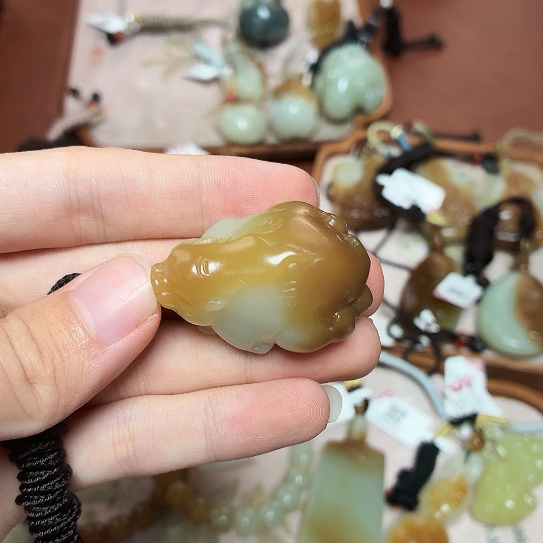 闪购商品 和田玉吊坠
