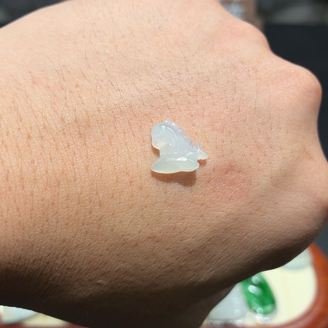 开飞机的泡泡龙