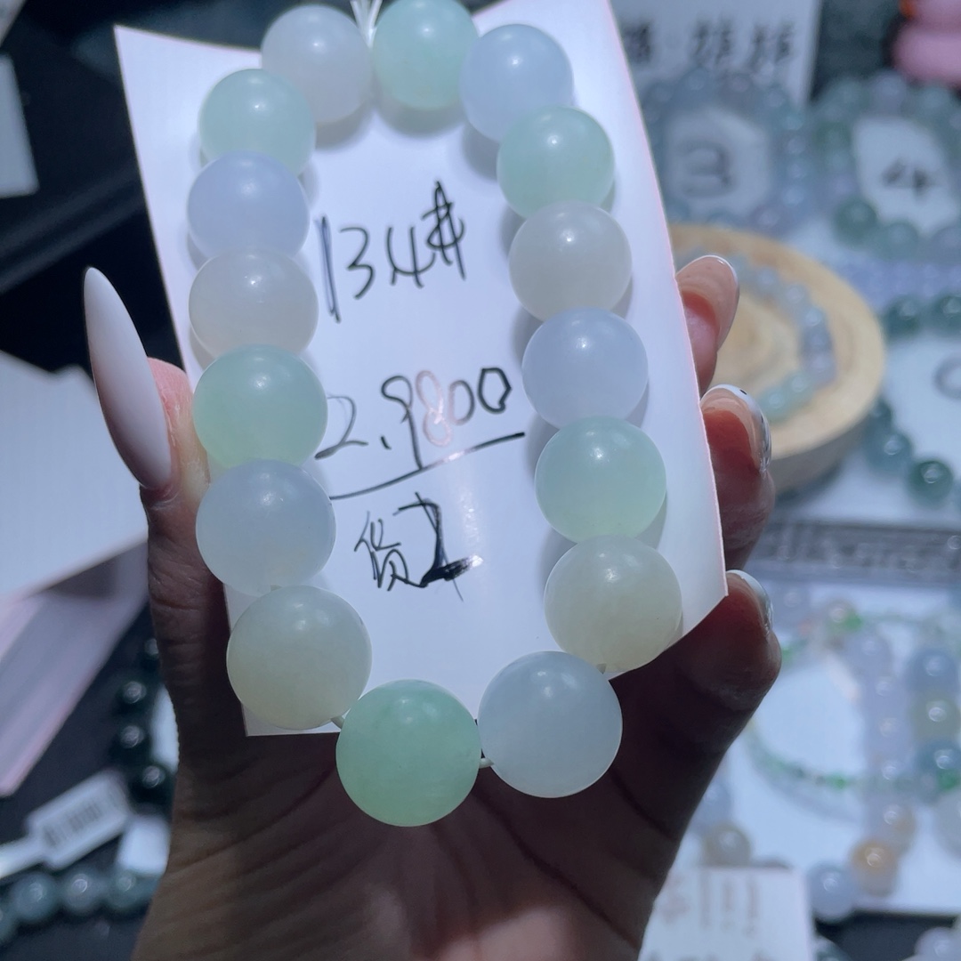 纯天然缅甸翡翠a货