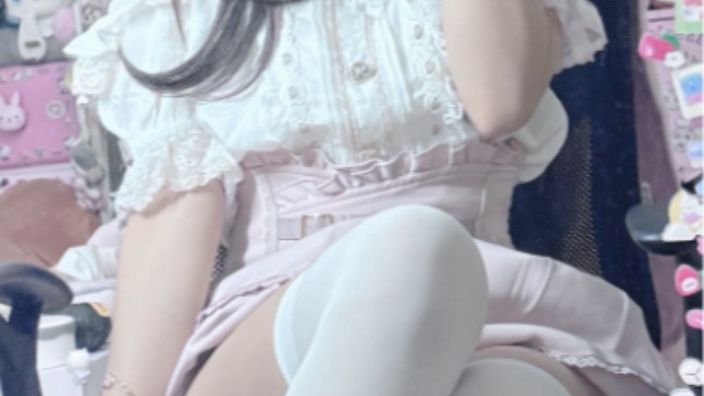 很凶会哈气 的封面图