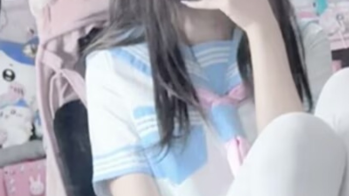 很凶会哈气 的封面图