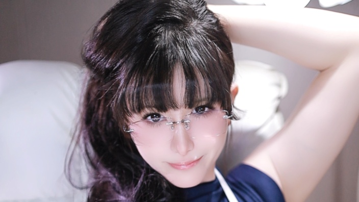 云顶 小笨蛋 的封面图