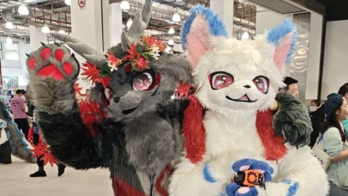 小熊熊保护蓝衣恶魔 的封面图