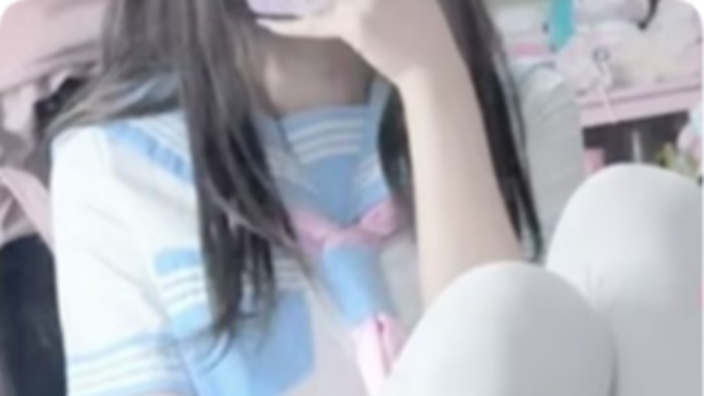 芥末可爱的女愣 的封面图