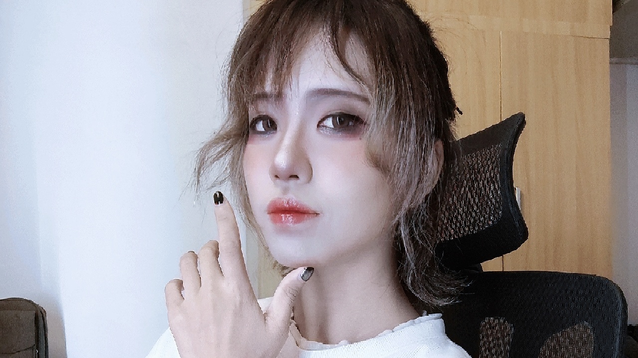 不要香槟塔，只要你的爱。 的封面图