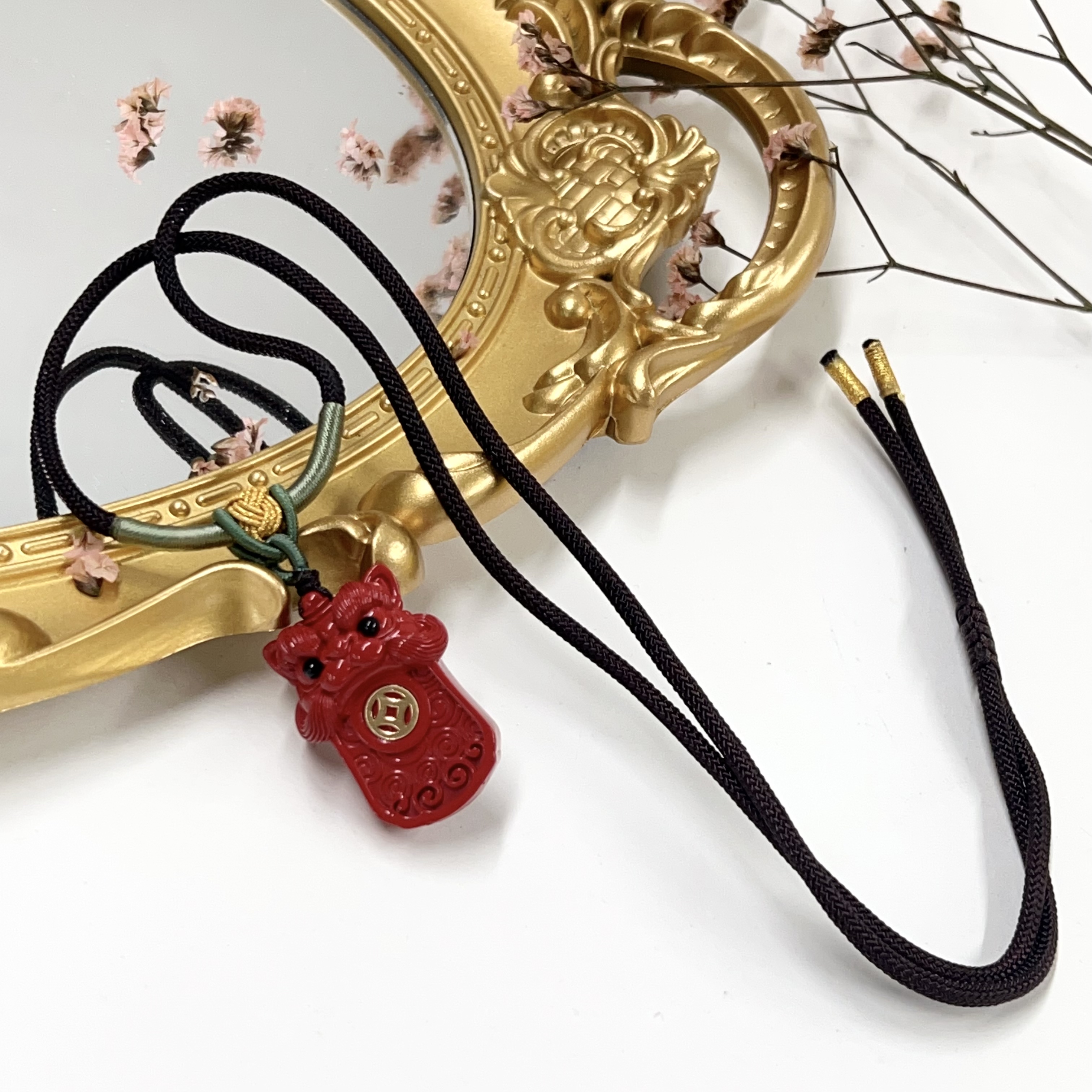 S925银镶朱砂吊坠