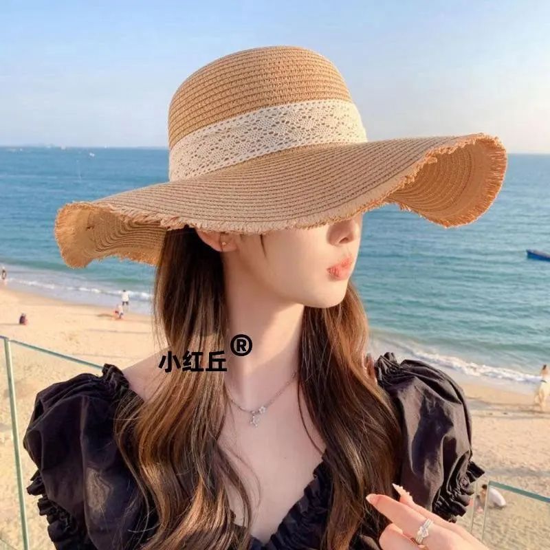 网红草帽女夏天沙滩海边出游遮阳渡假防晒大帽檐大沿脸小毛绒帽子