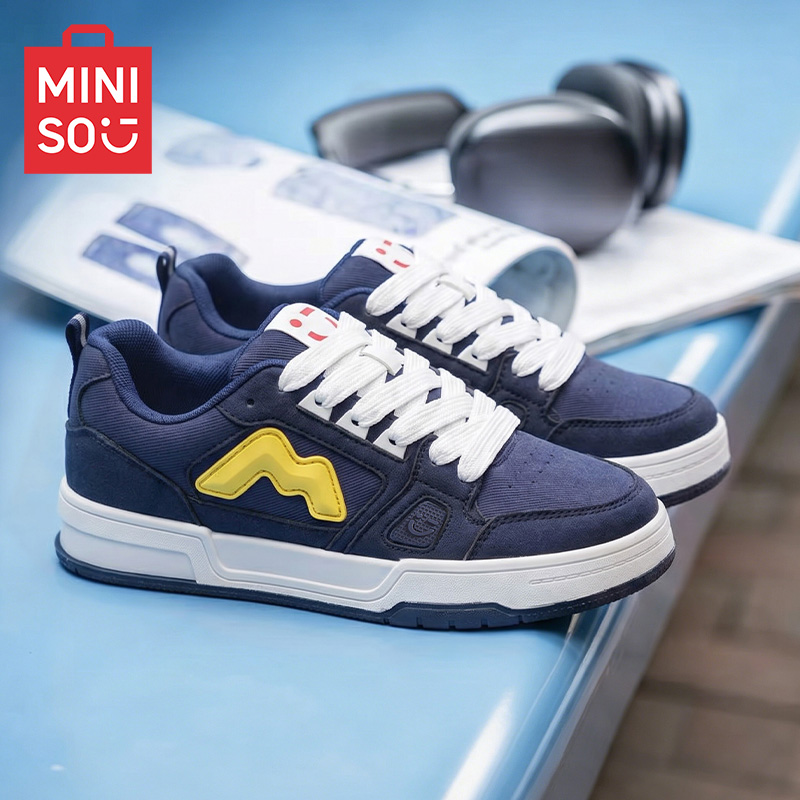 MINISO/名创优品鞋子男白色低帮板鞋2026新款情侣耐磨百搭休闲鞋