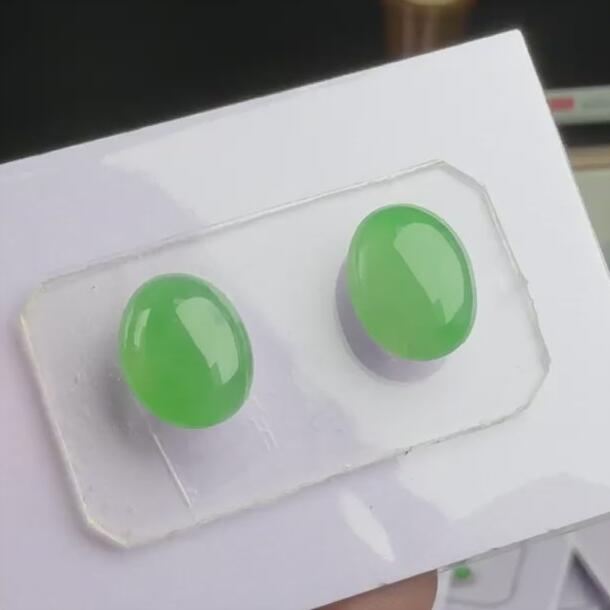 402---翡翠饰品蛋面（包银镶嵌）