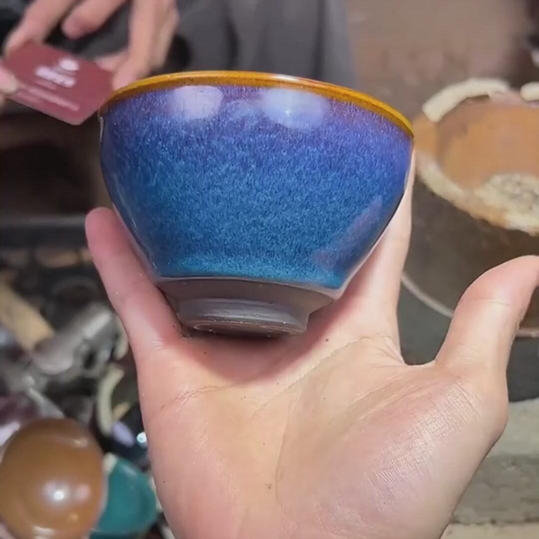 回蓝茶盏