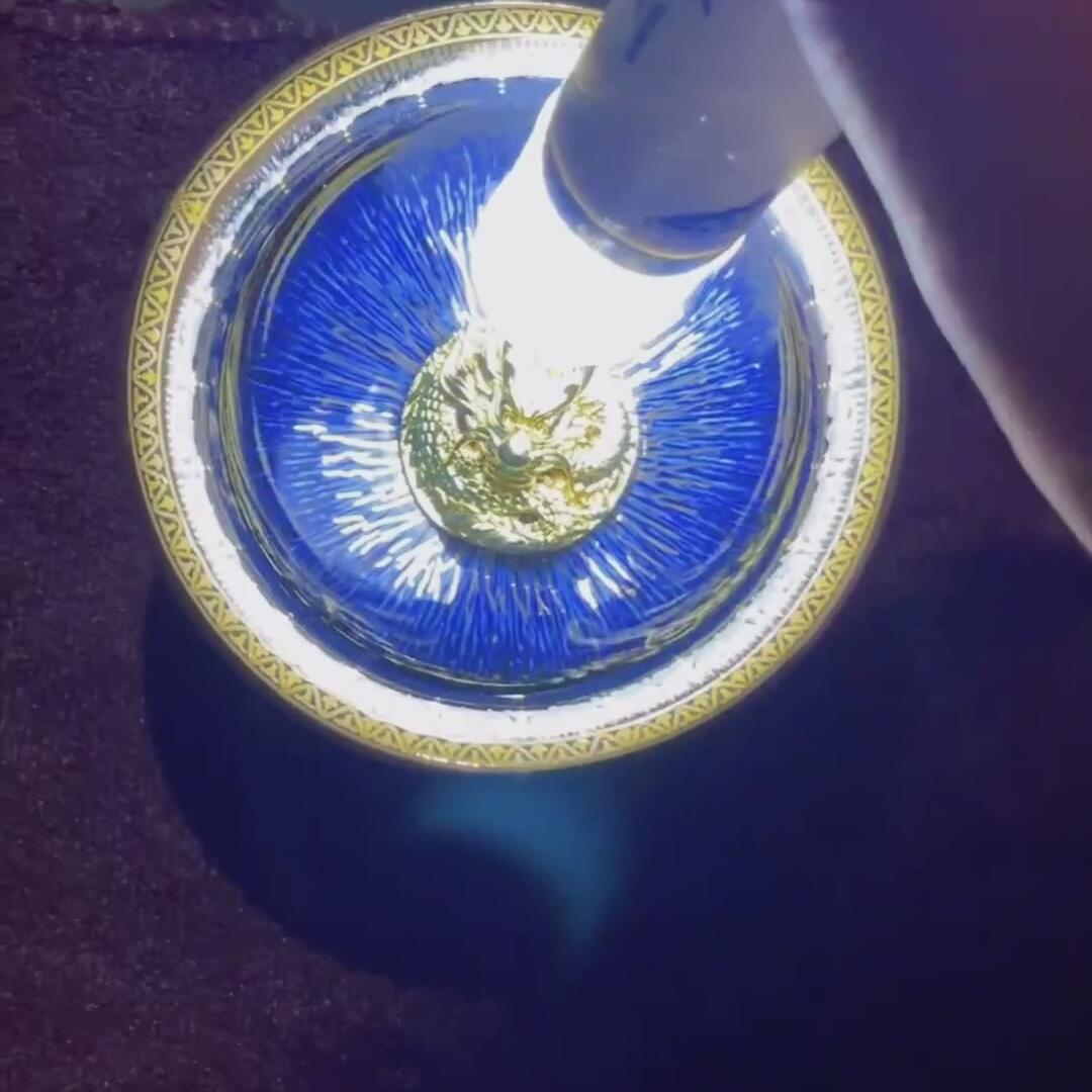 回蓝毫龙头