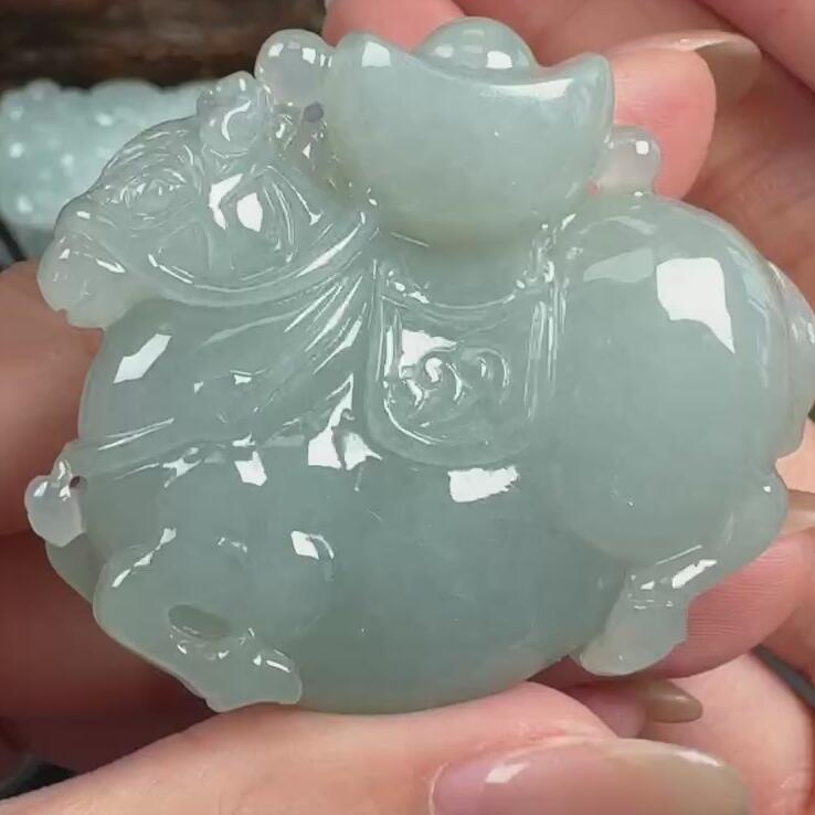 56---翡翠饰品马上有钱