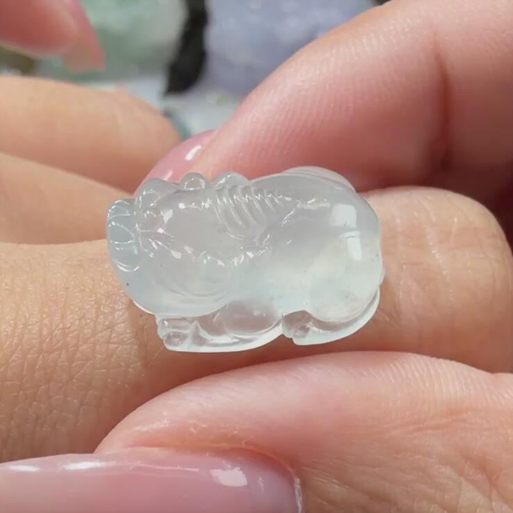 90---翡翠饰品貔貅