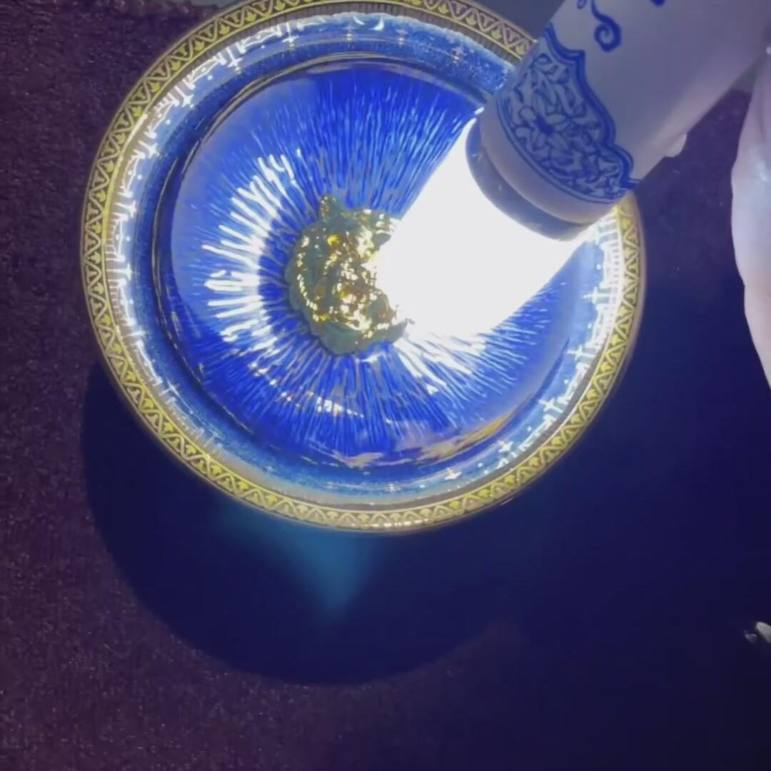 回蓝毫虎头