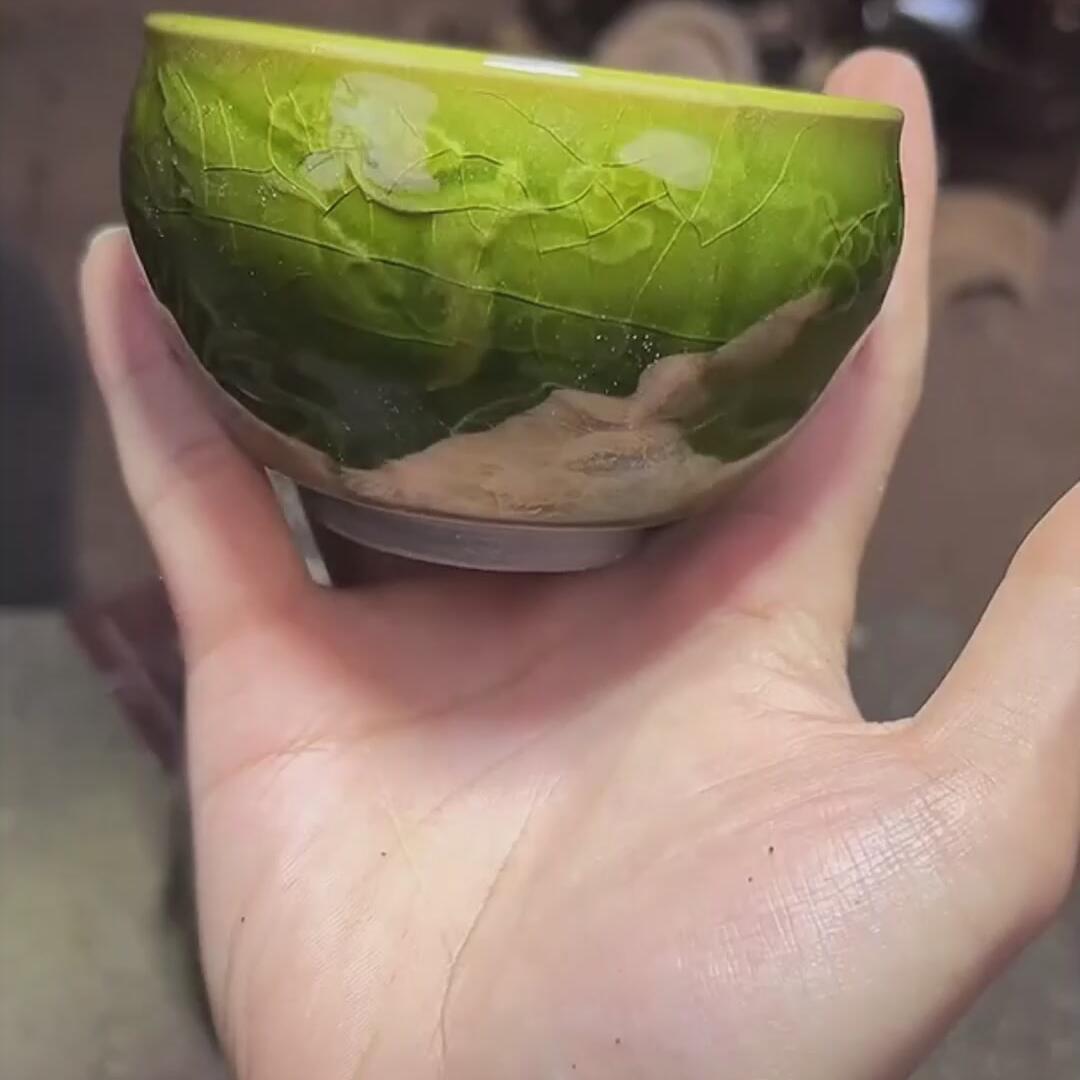 绿龙凤盏