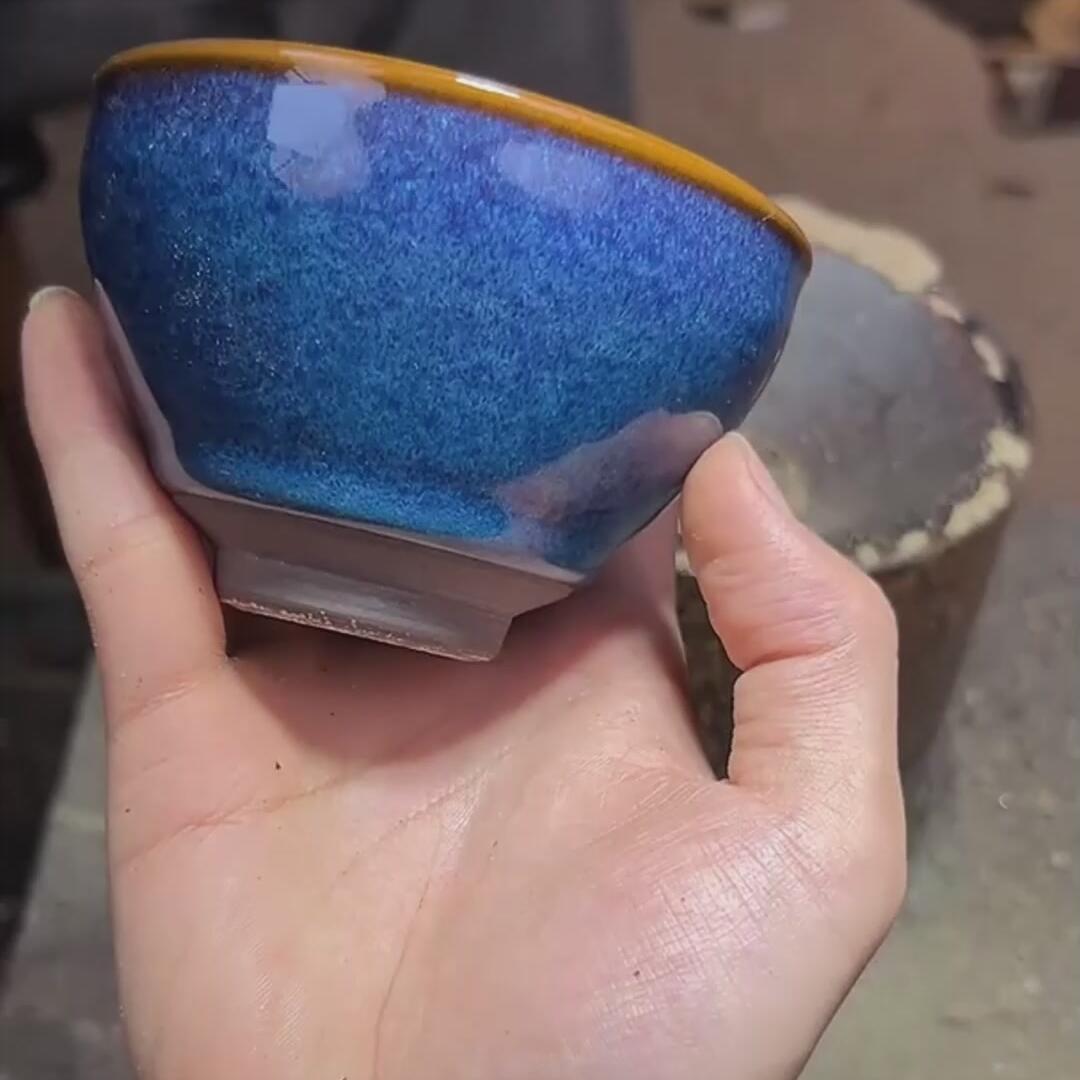 回蓝茶盏