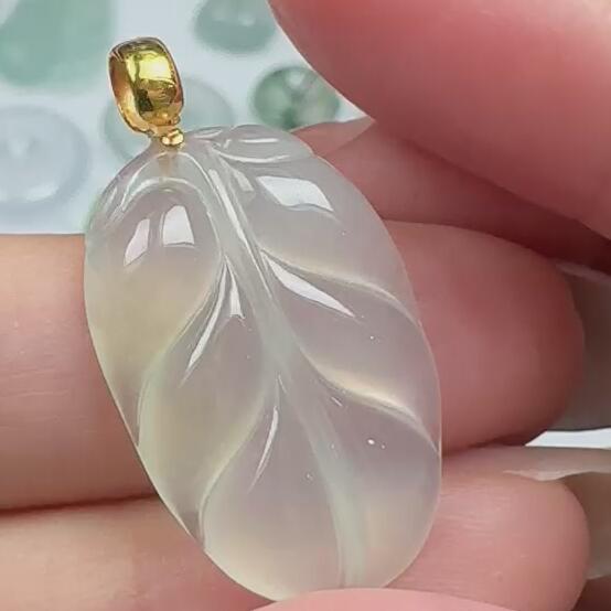 27---翡翠饰品叶子