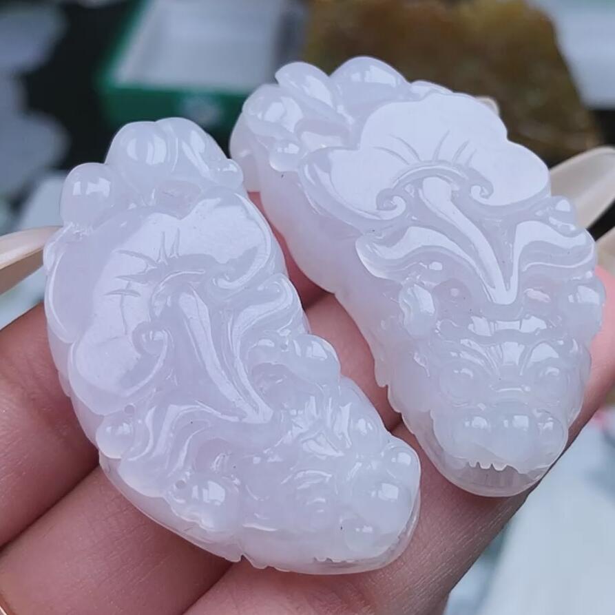84--翡翠 貔貅一对