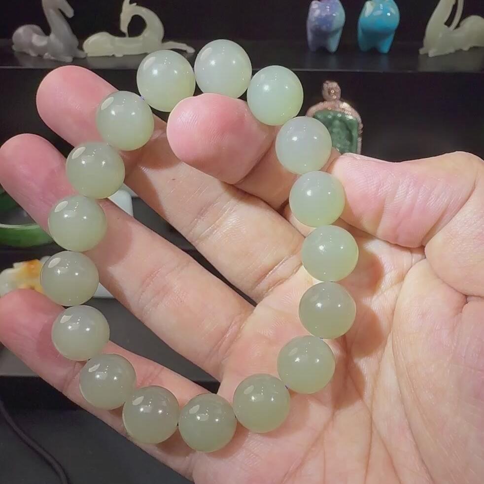 F622和田玉 青海手串卡