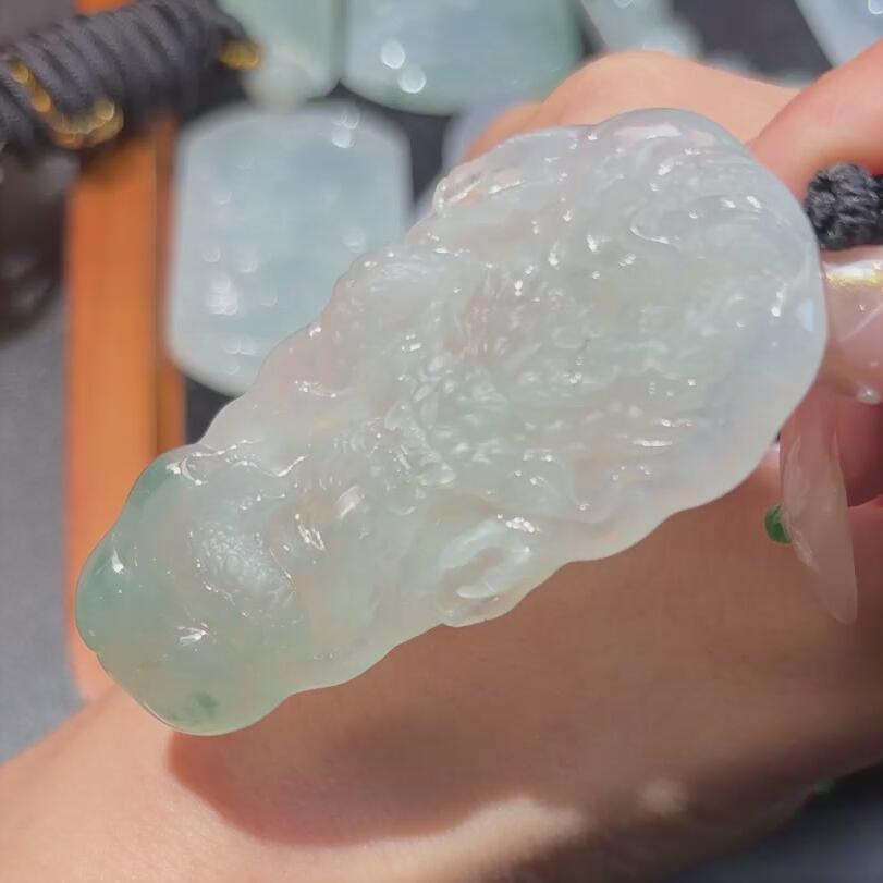 248----欧弟翡翠龙牌