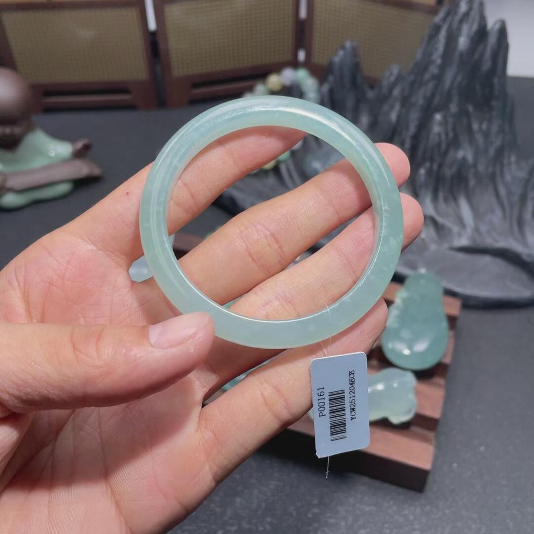 危手镯53-54都能戴