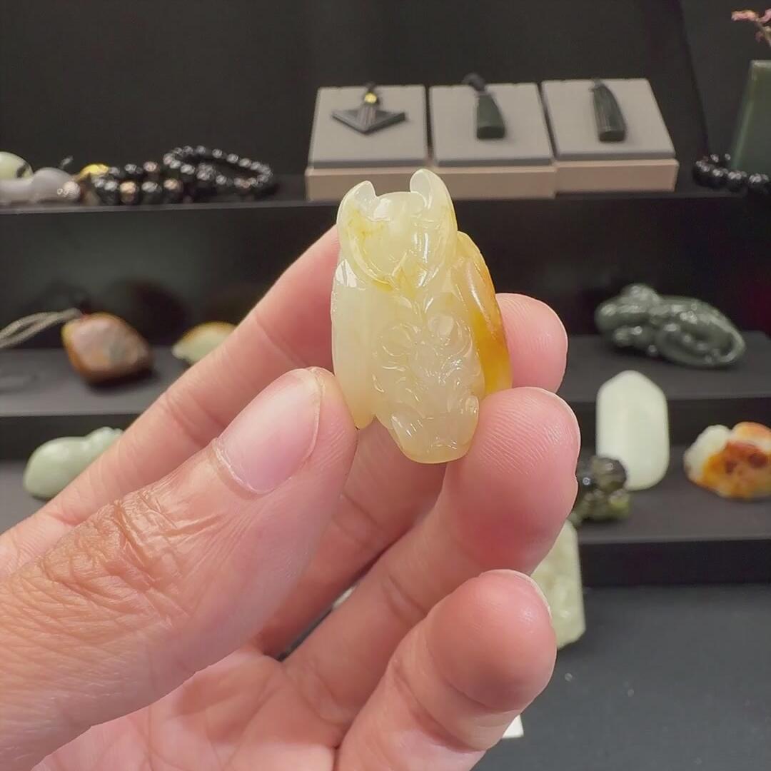 F011和田玉 籽料 小挂件