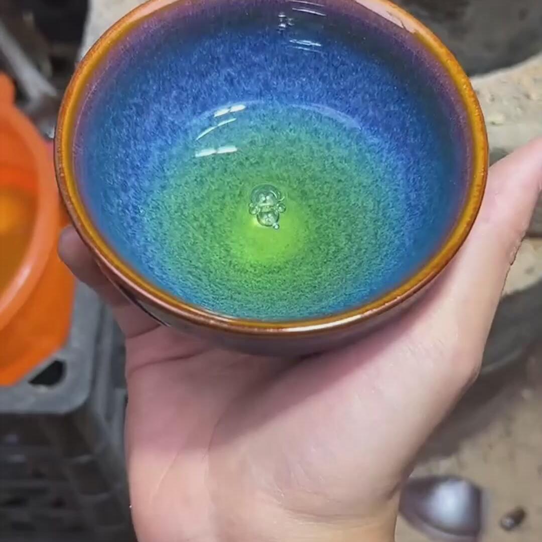 回蓝茶盏