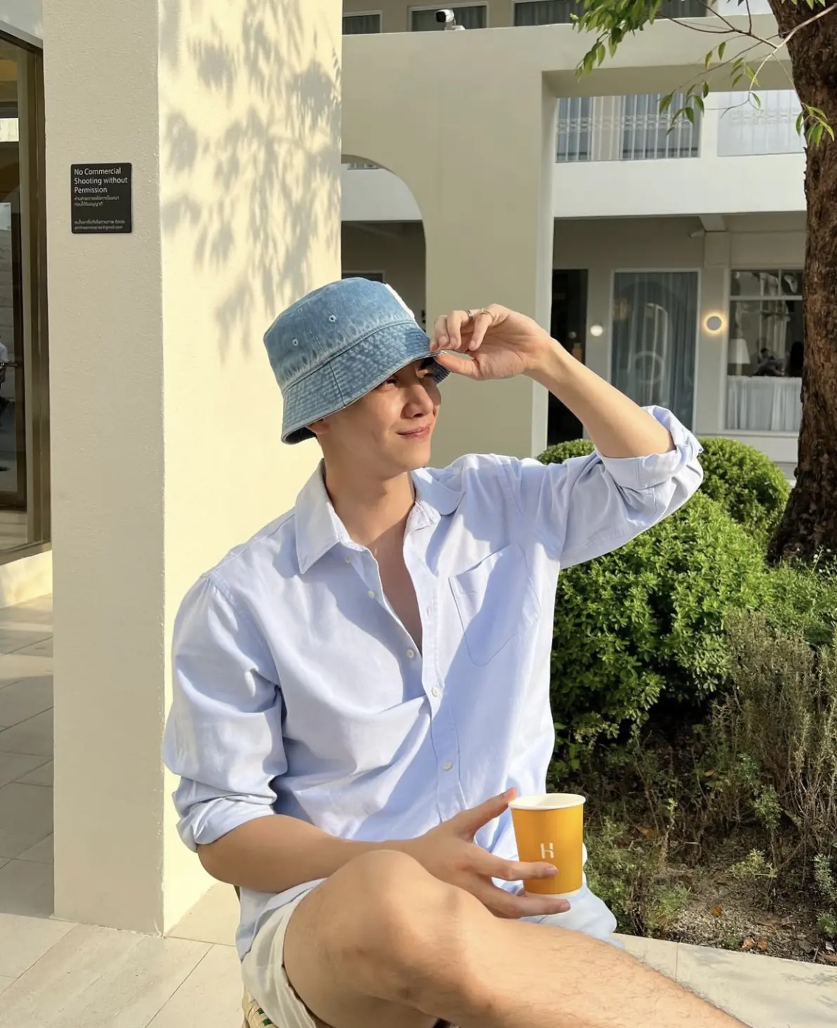 从海边度假到约会通勤,盘点女生最爱的男生短裤穿搭法则!