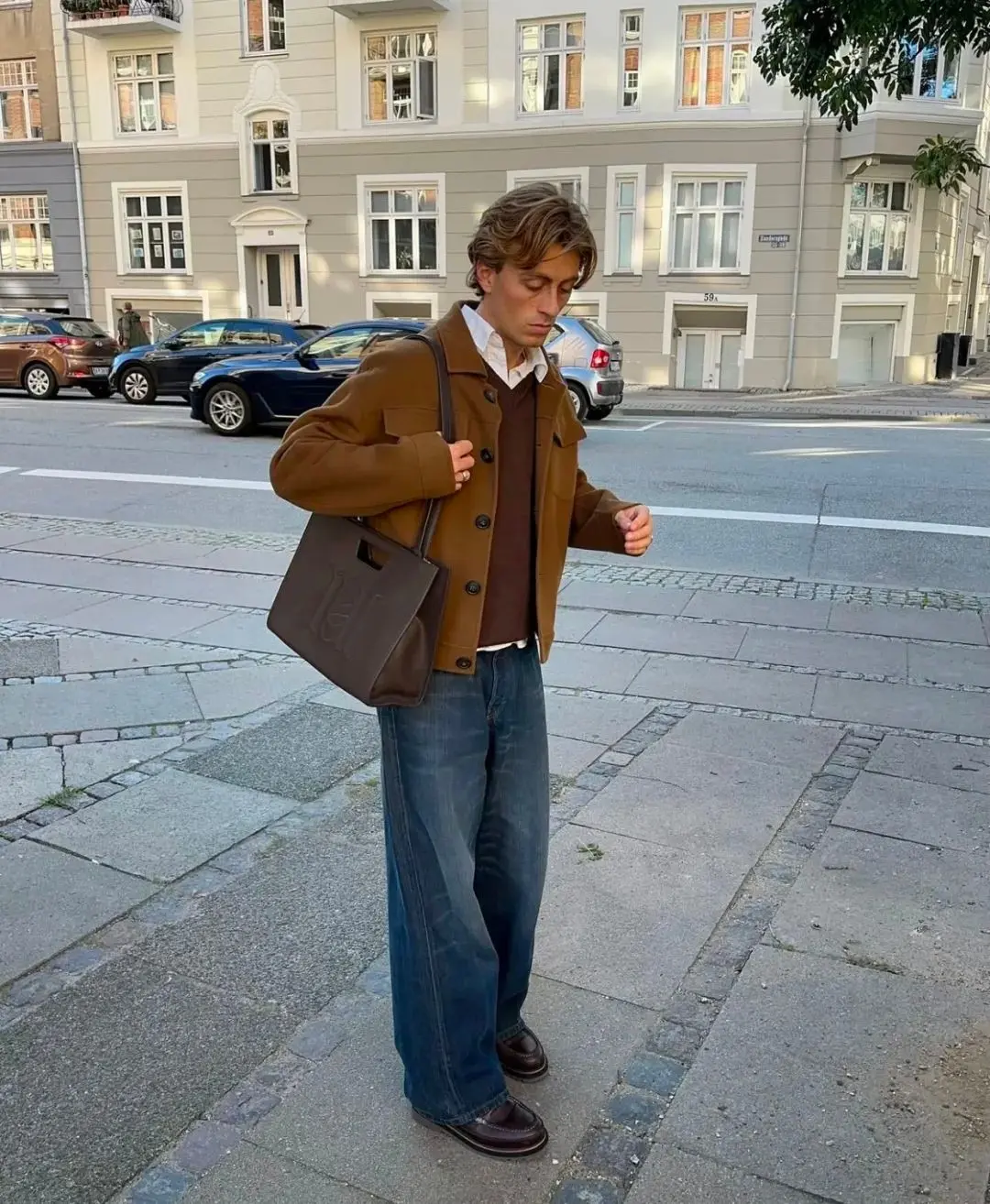 最近受全网追捧的"北欧松弛感穿搭",到底好看在哪里?