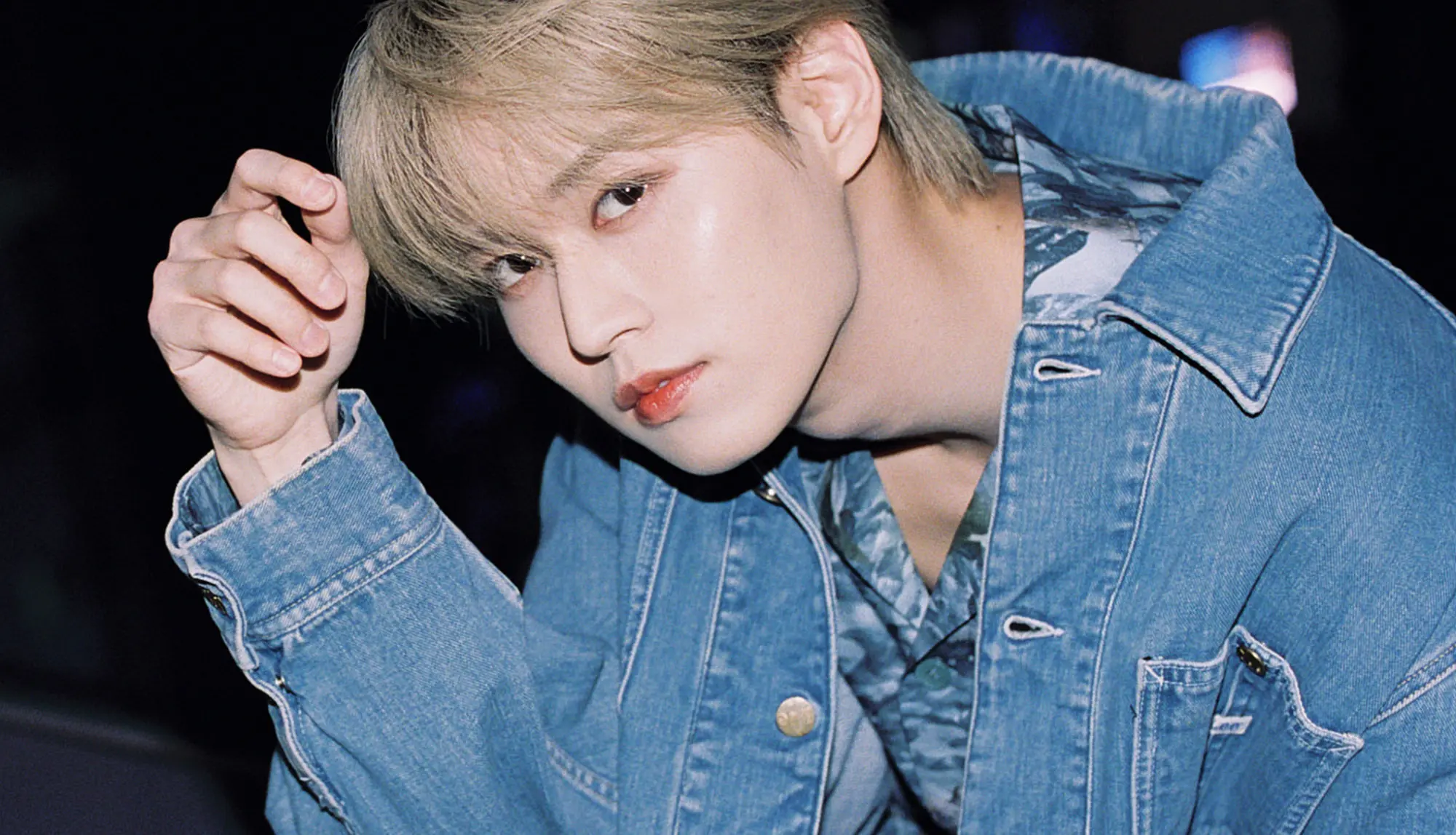 为探寻今春的新时尚,成员