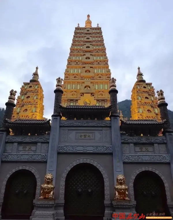 五台山圣迹:大宝寺正觉塔