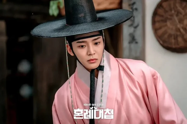 最近最火韩剧TOP10盘点，谁主沉浮，谁夺冠？ - 哔哩哔哩