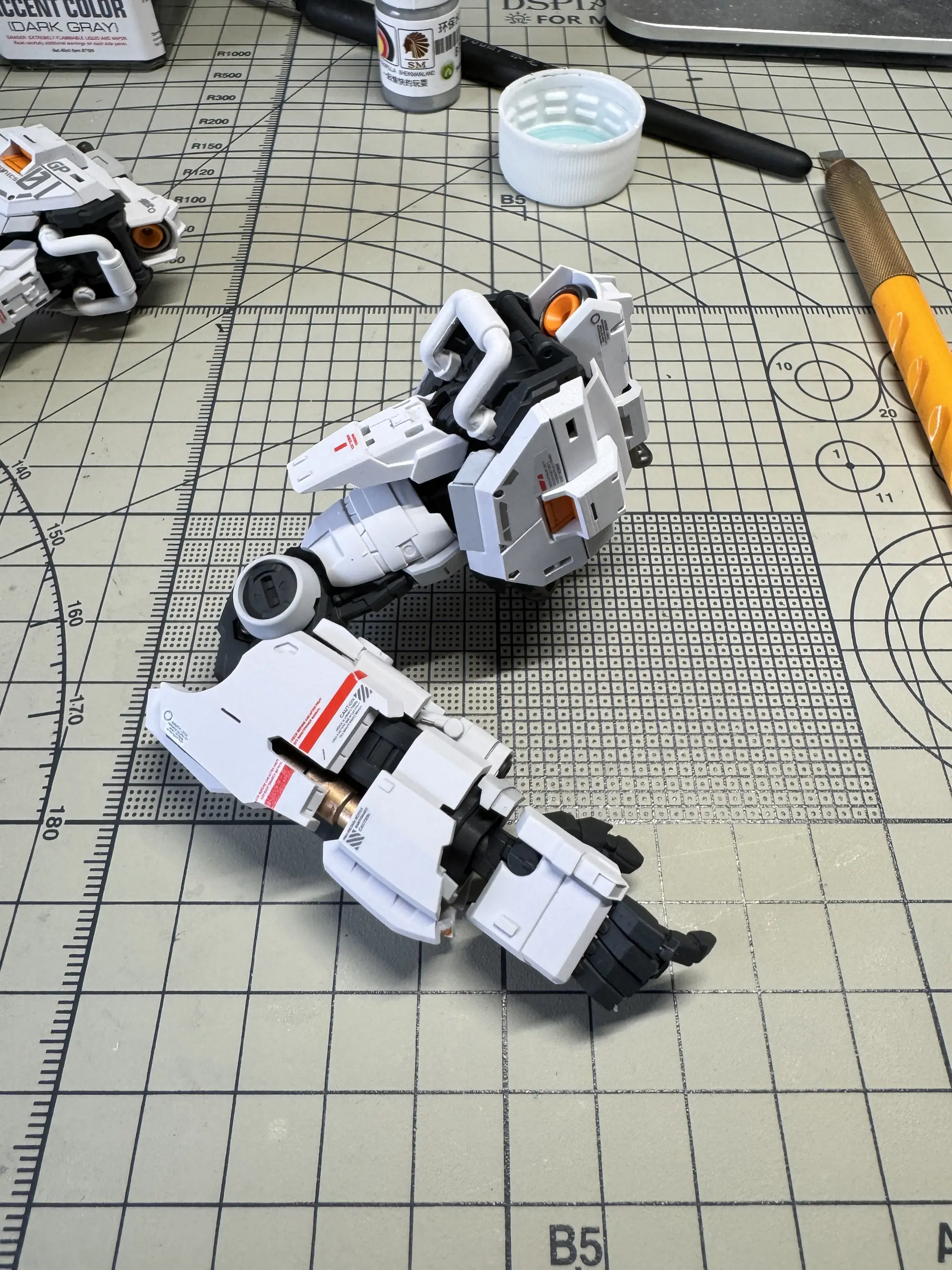 达人佳作:机甲之城 gp01陆战型十周年限定 制作完成