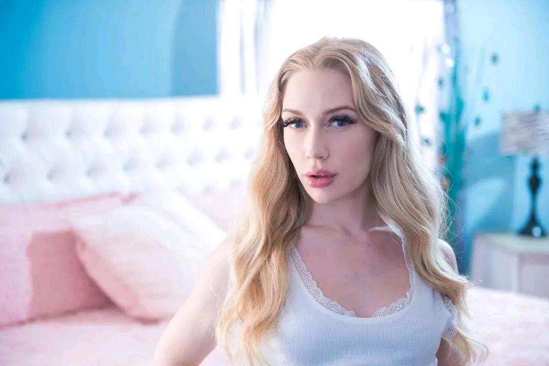 欧美女神系列：粉嫩女王—Emma Starletto - 哔哩哔哩