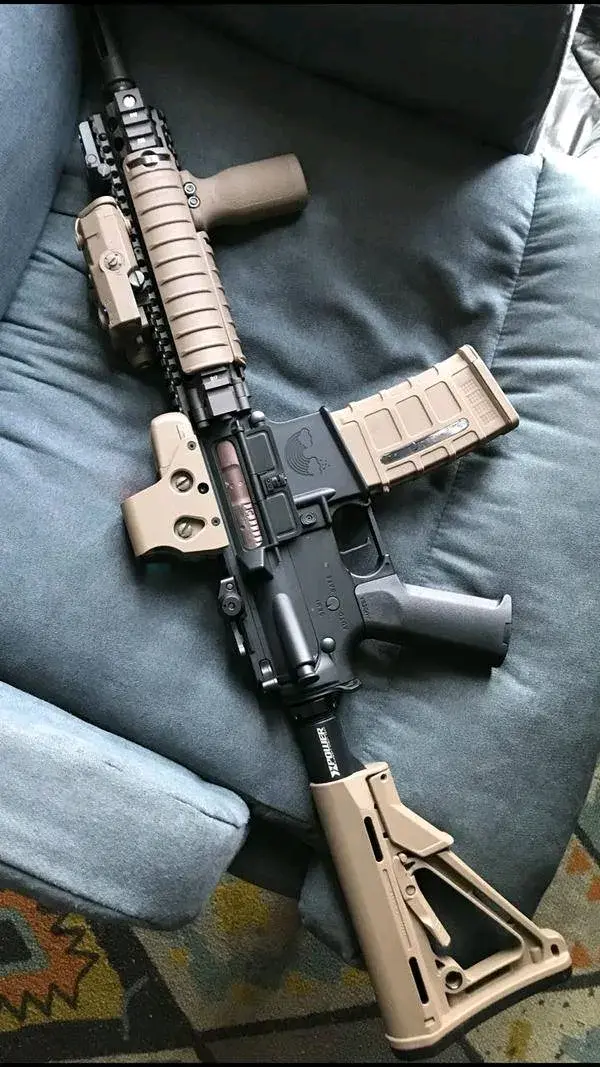 mk18  mod0/1:lmt的照门pri的m84 gas buster拉机柄上机匣:依据枪管的