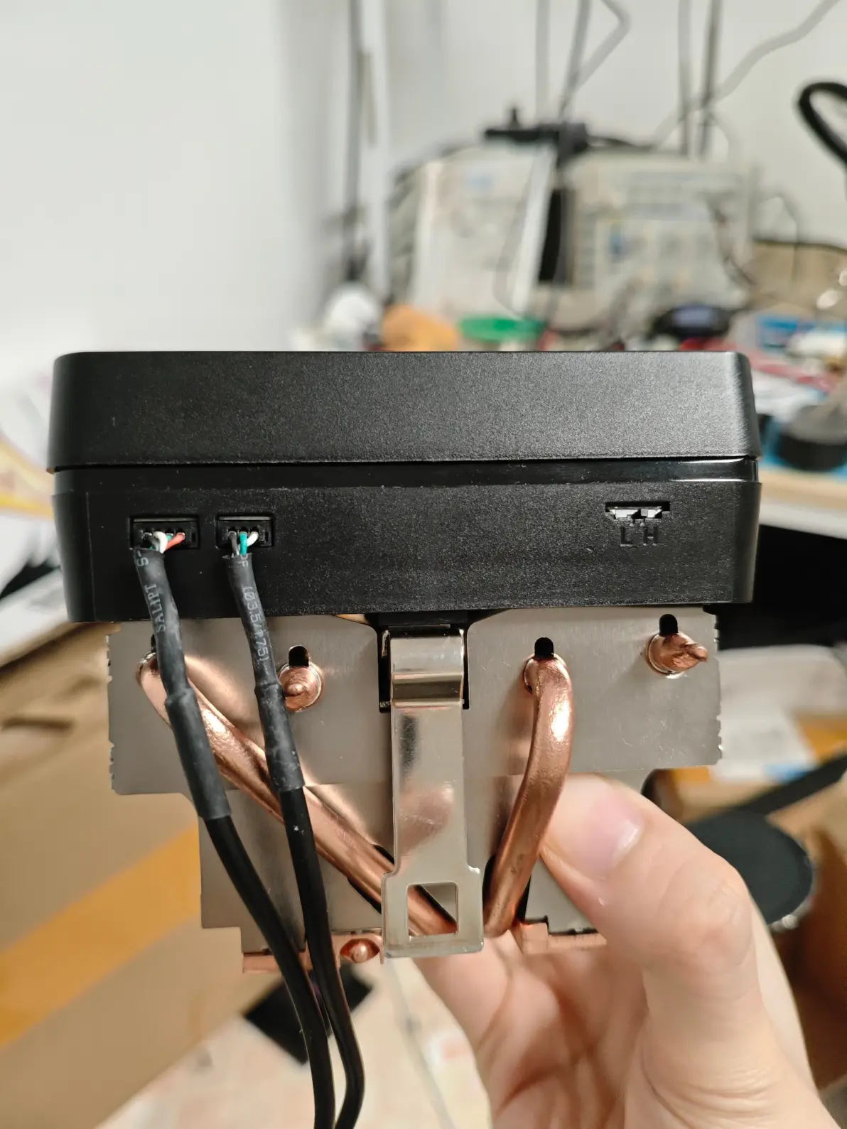 amd幽灵棱镜散热器无损拆卸教程,以及特性测试