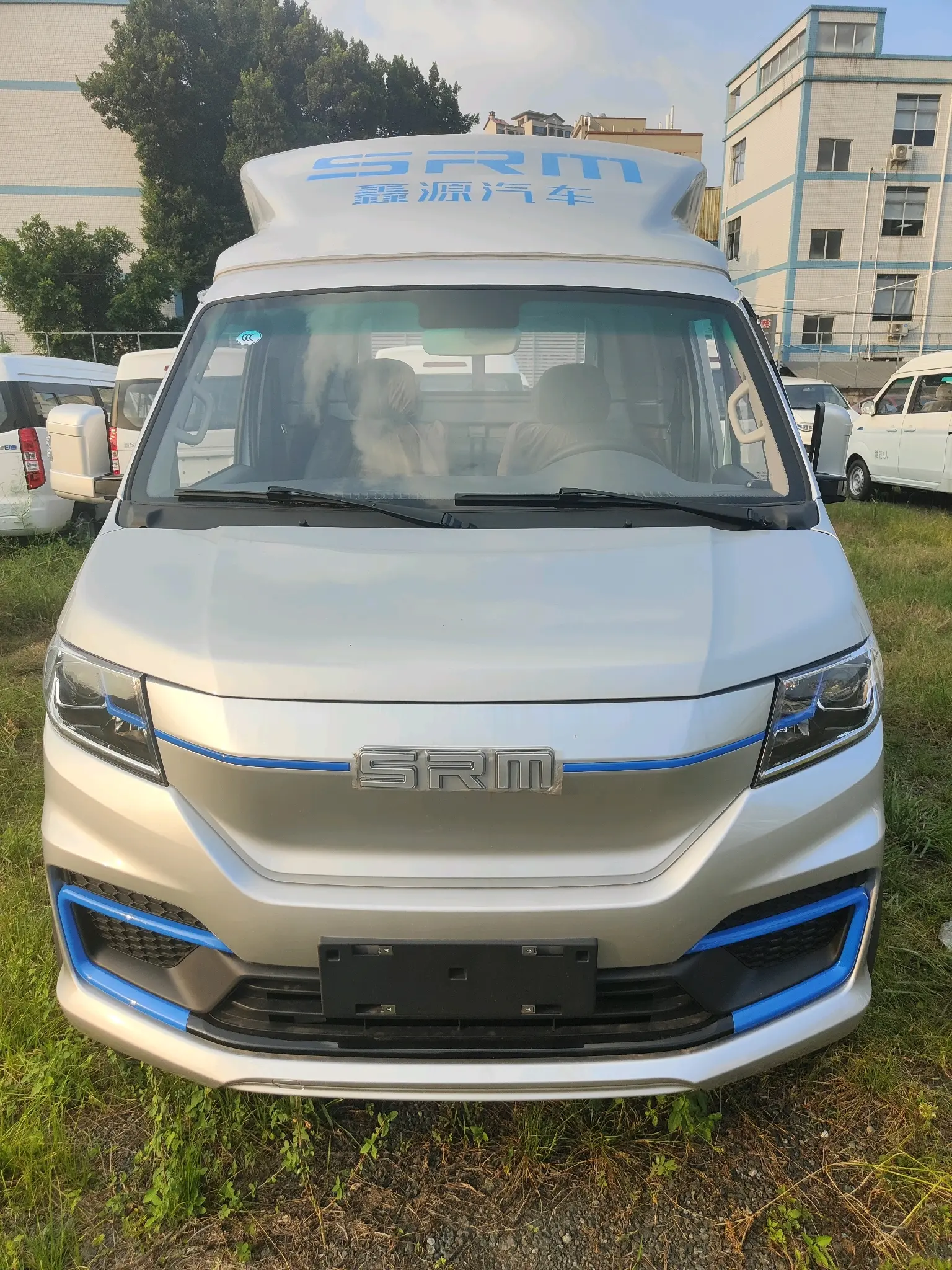 华晨鑫源t5l平板后双轮