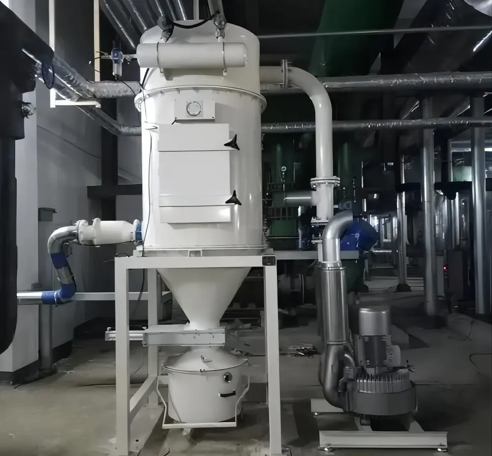 这些粉尘通过系统管路被集中收集在系统集尘装置中,可以进行回收利用