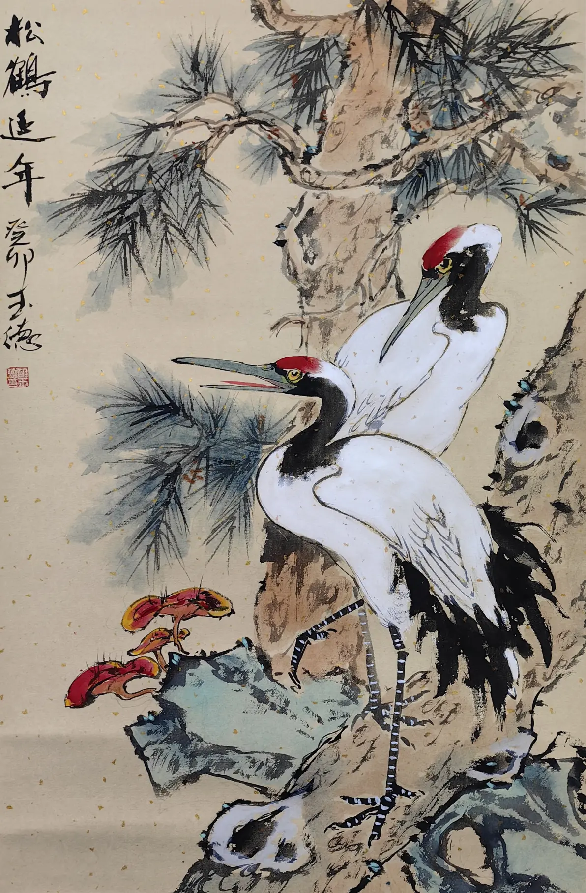 仙鹤展翅凌风起,丹顶闪烁映霞光