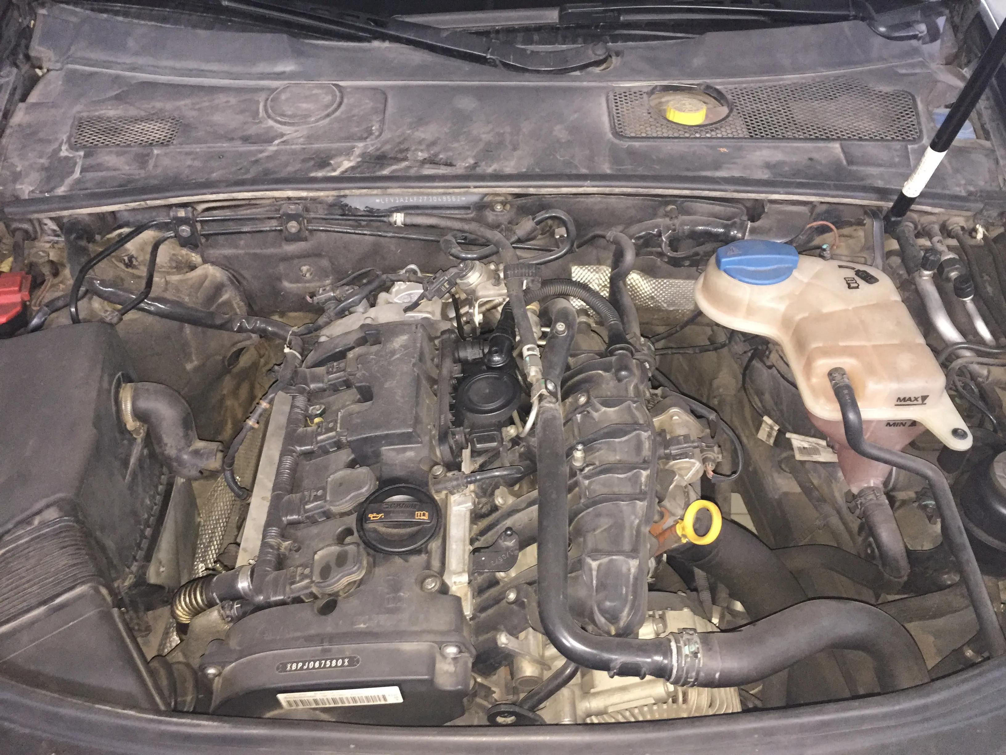 大众奥迪a6l烧机油每50公里烧一升烧机油背后的原因