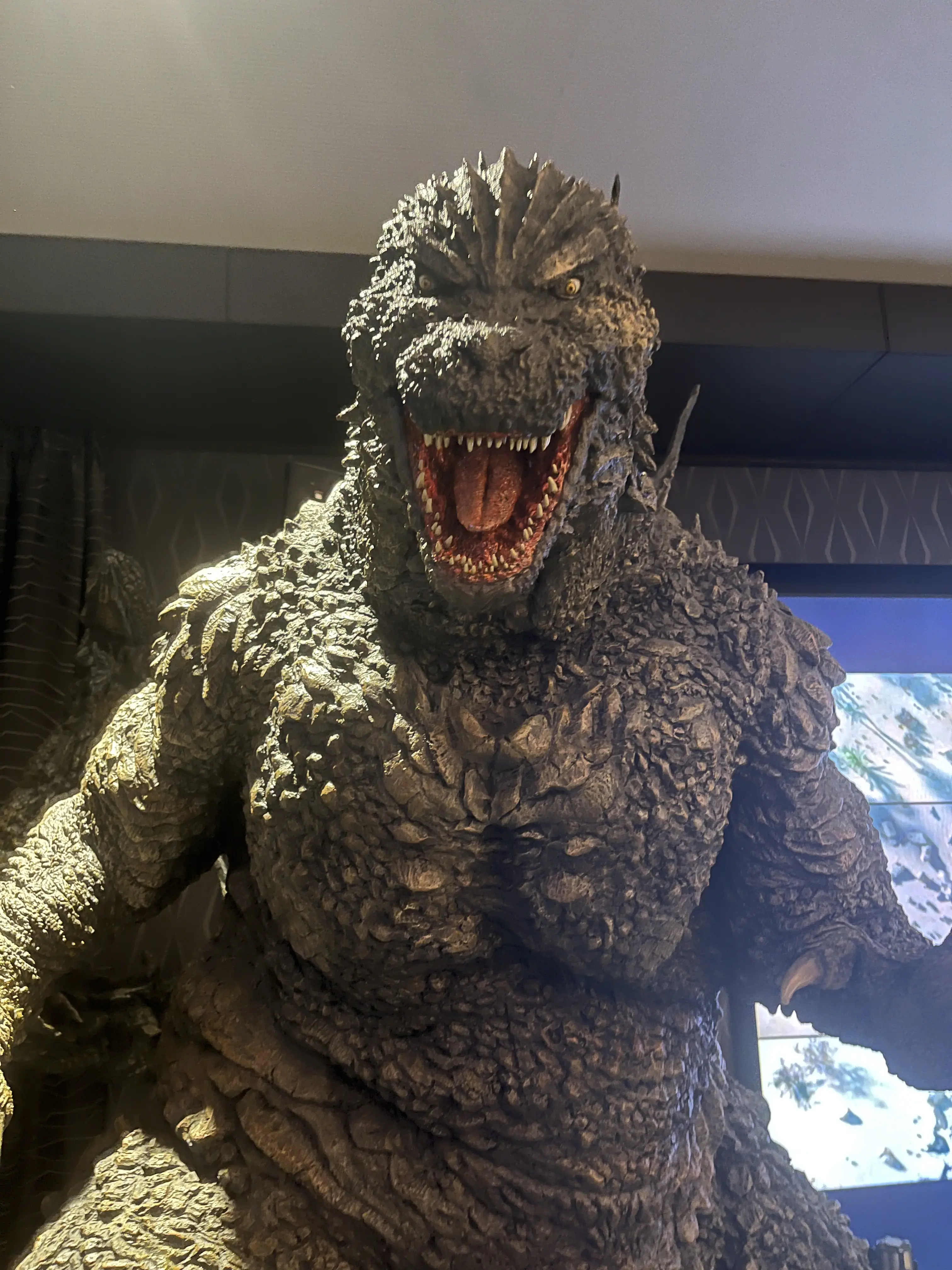 东宝哥斯拉-1雕像
