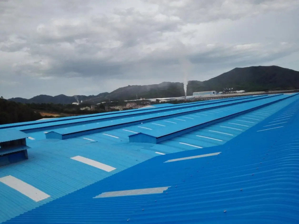 pvc防腐瓦:现代厂房屋面的防火防腐之选