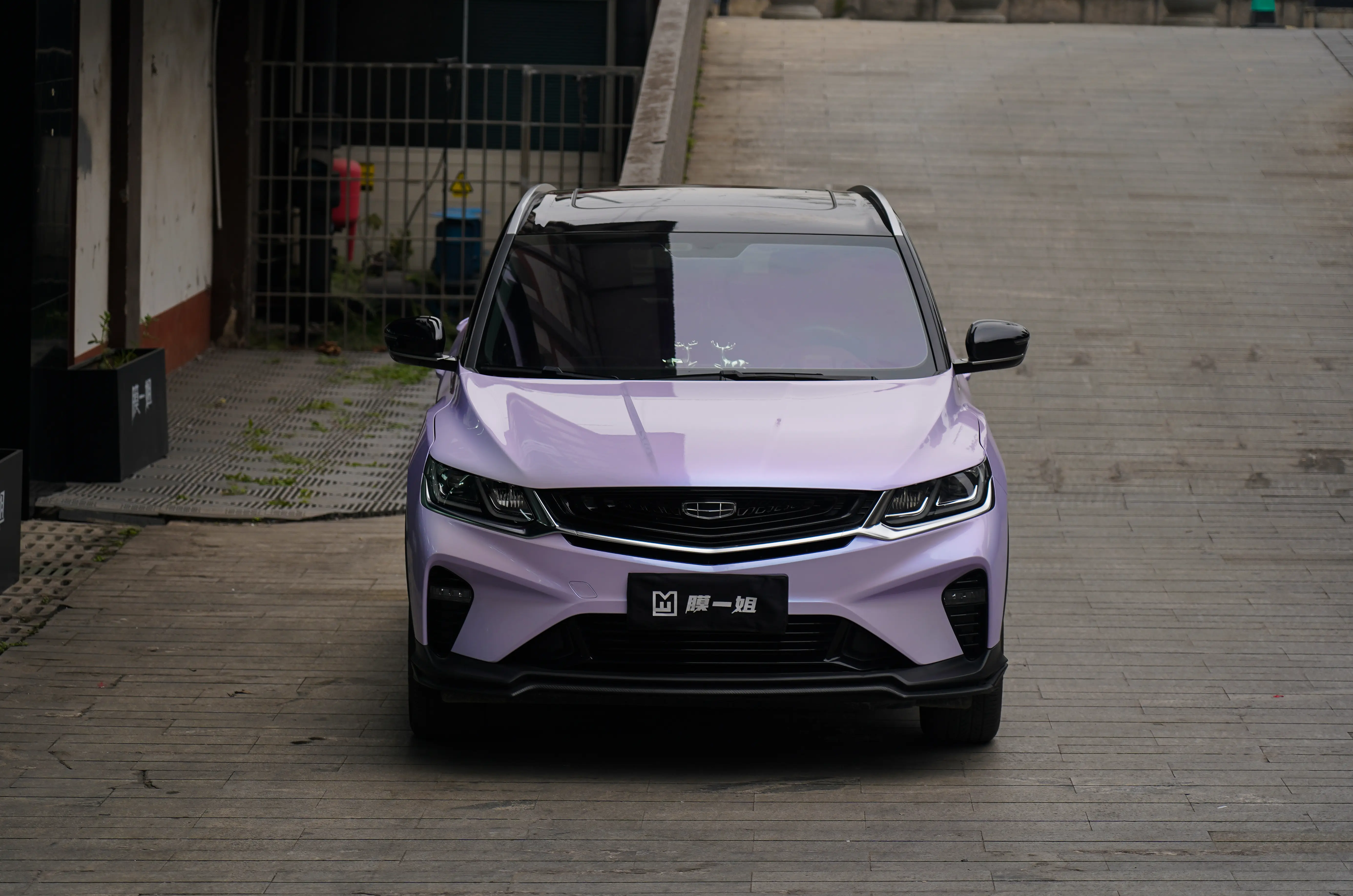 吉利缤越改色银幻紫,银色世界里的紫色幻梦