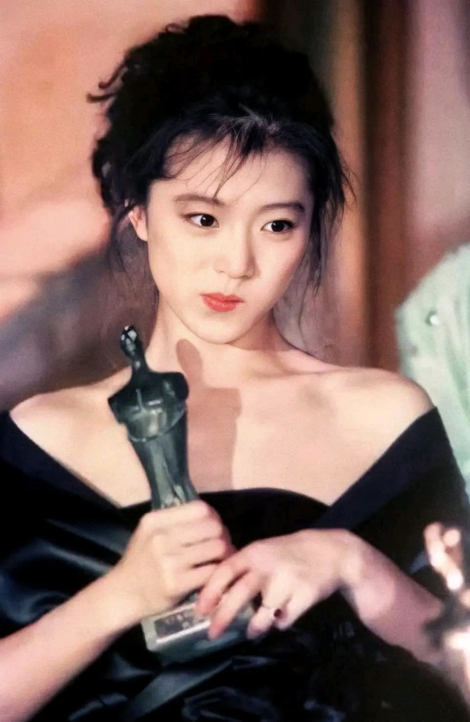 日本明星中森明菜高清壁纸头像