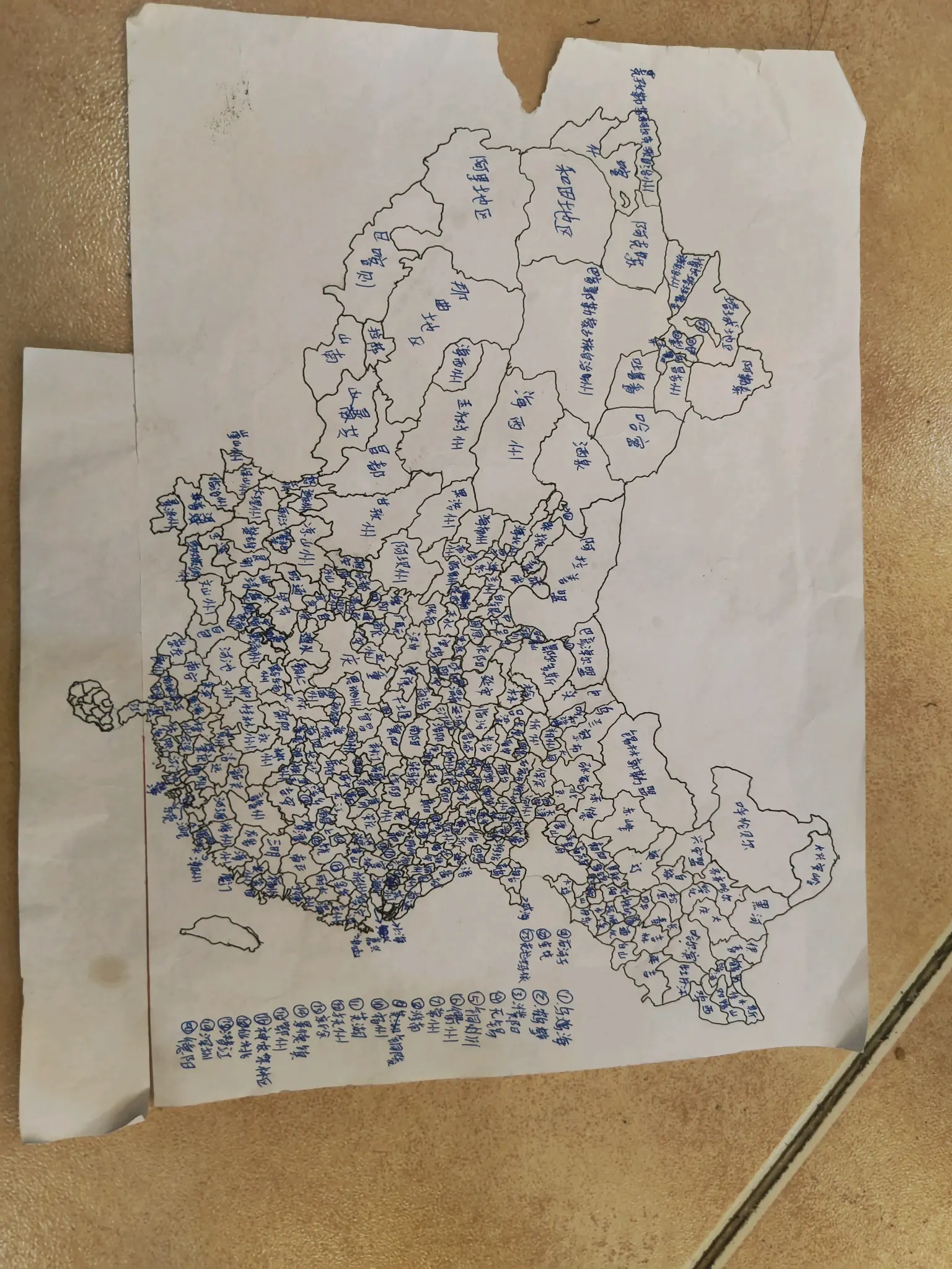 本人在学校闲来无事,画了一张中国地级市地图,有些地方可能画错了,敬