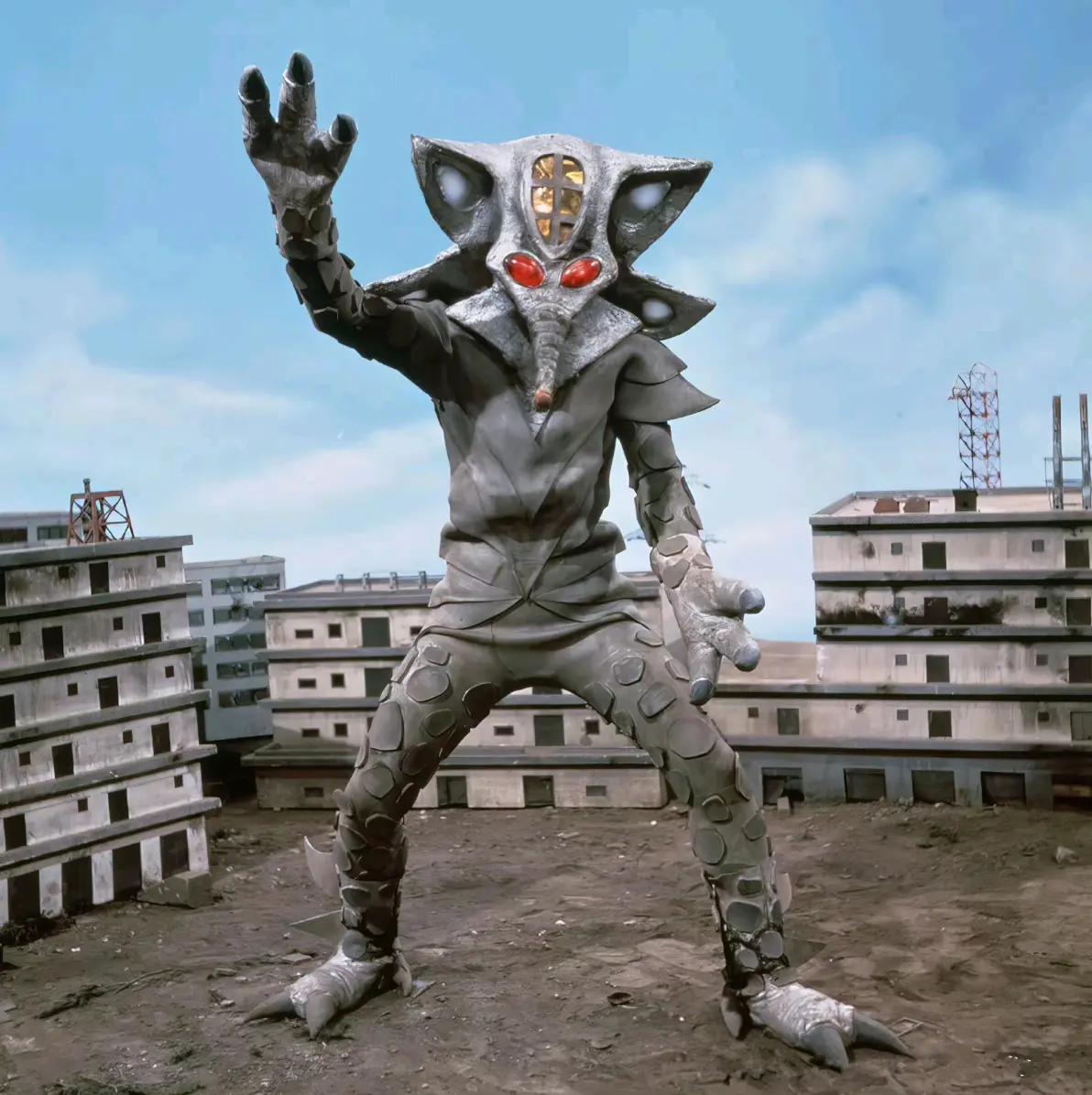 《雷欧奥特曼》登场怪兽大图鉴