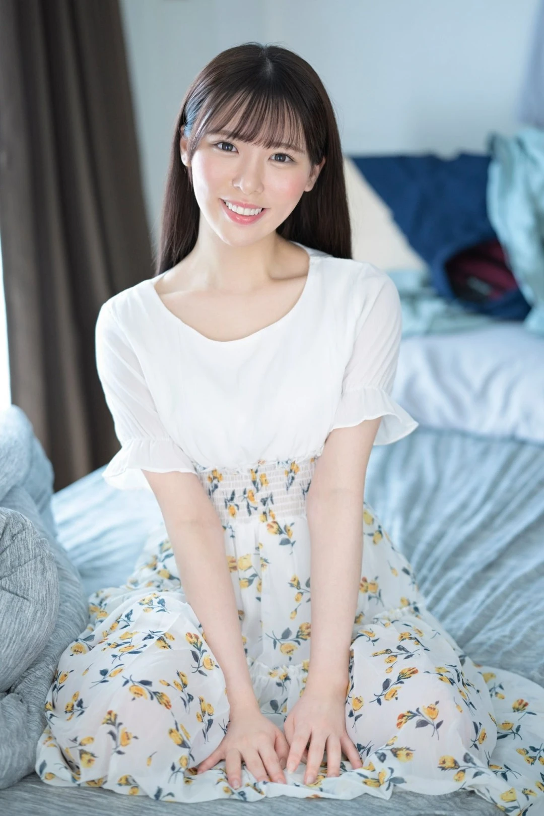 黑岛玲衣：从模特到演员的多才多艺之路 - 哔哩哔哩