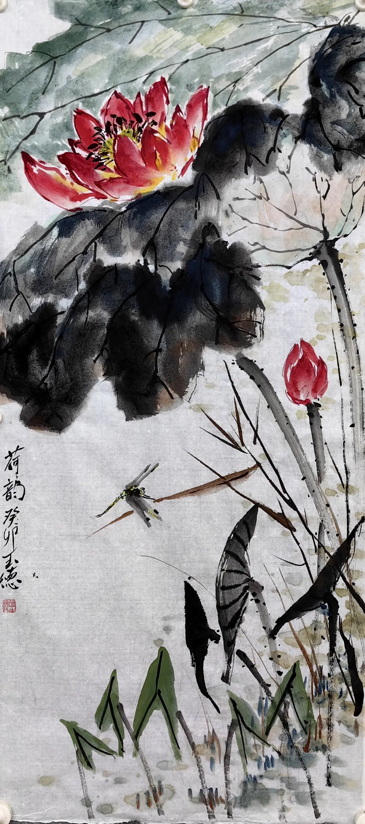 接天莲叶无穷碧,映日荷花别样红